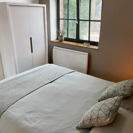 Du Chateau Apartment Tournai